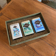 โหลดรูปภาพลงในเครื่องมือใช้ดูของแกลเลอรี Premium Paper Box Gift Set - 3 M tin cans
